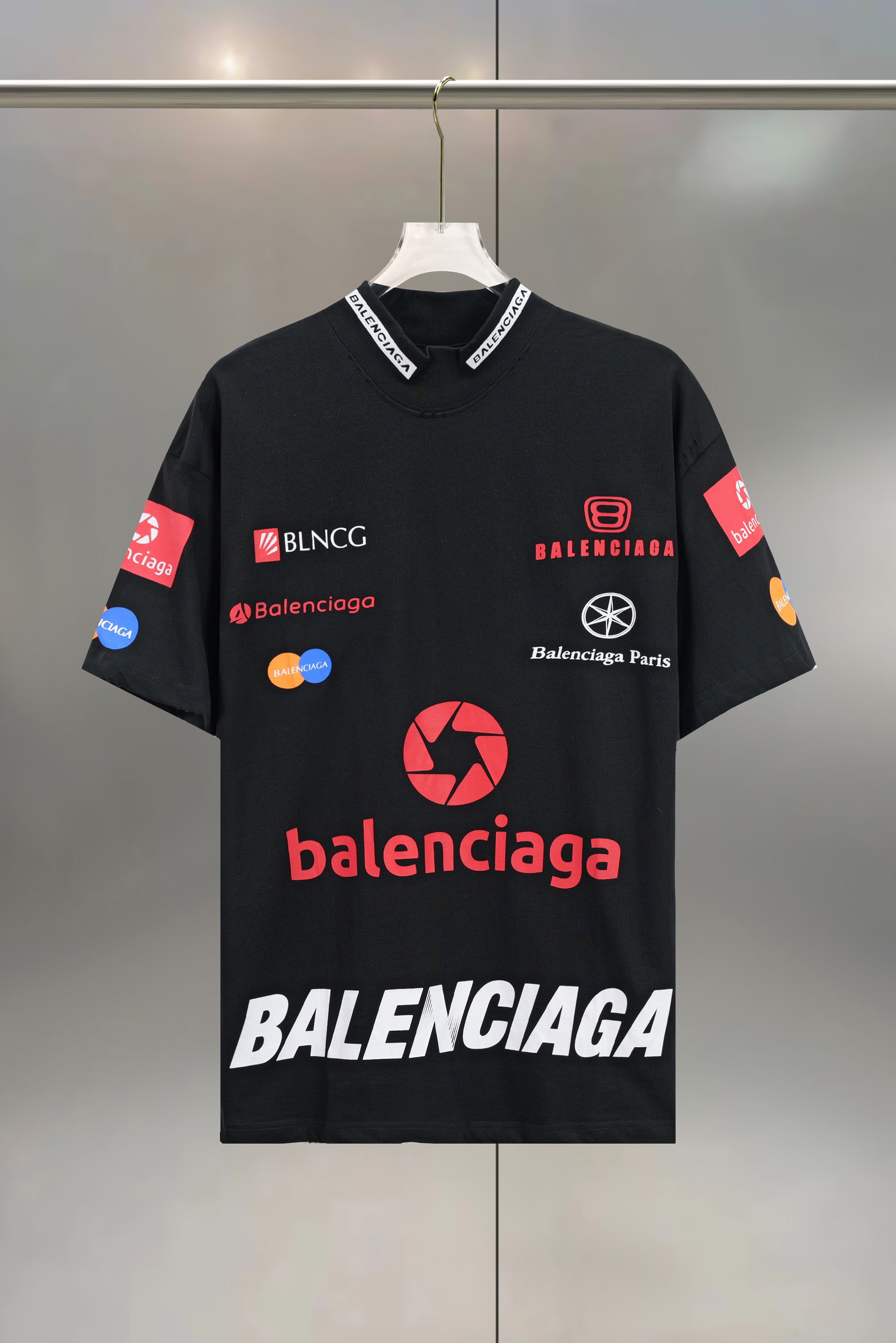 BALENCIAGA  