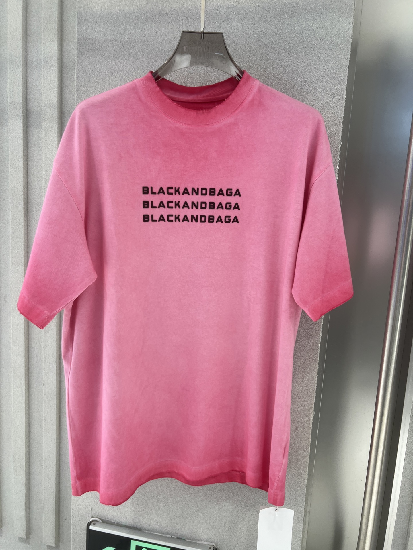 BLACKANDBAGA